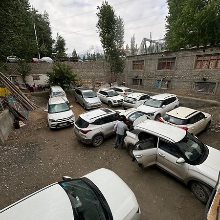 Hotel Border View Kargil Eksteriør bilde