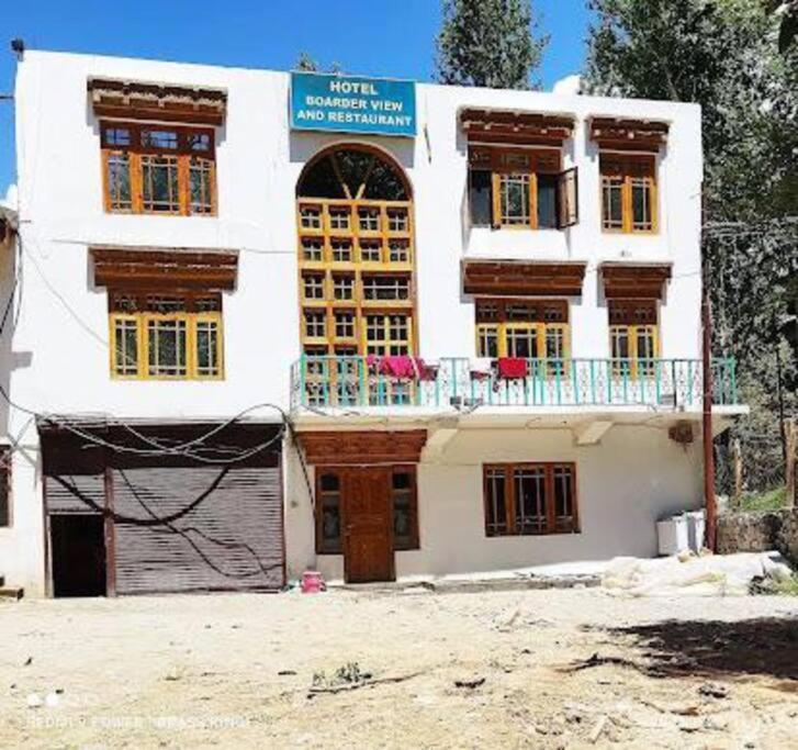 Hotel Border View Kargil Eksteriør bilde